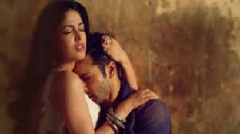 অন্তরঙ্গ দৃশ্য নিয়ে খোলামেলা ত্রিধা চৌধুরী: ‘সবই চরিত্রের জন