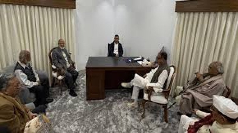 প্রথমবার গুলশানের বিএনপি চেয়ারপারসনের কার্যালয়ে তারেক রহমান,